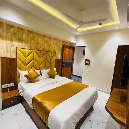 Hotel Paramount Villa Γκαντχιναγκάρ Εξωτερικό φωτογραφία