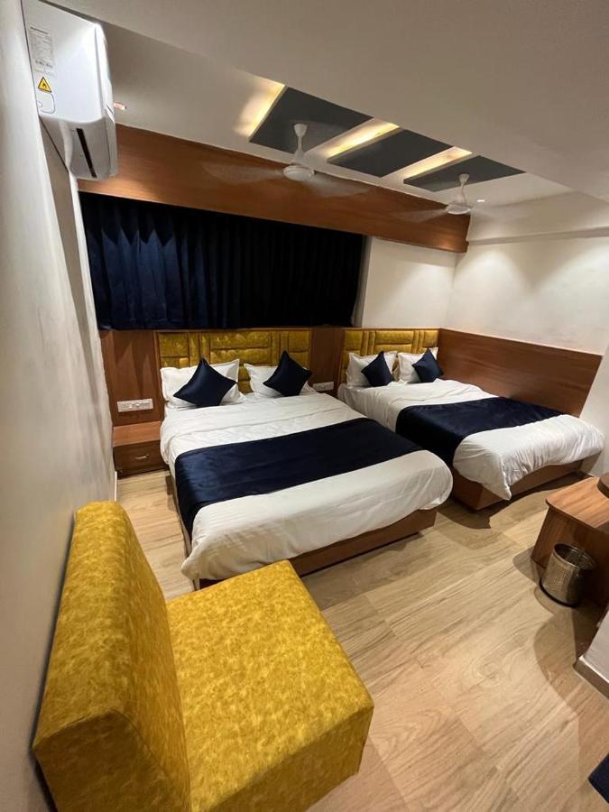 Hotel Paramount Villa Γκαντχιναγκάρ Εξωτερικό φωτογραφία