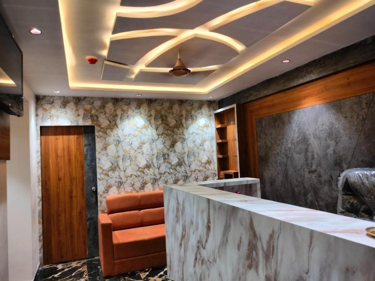 Hotel Paramount Villa Γκαντχιναγκάρ Εξωτερικό φωτογραφία