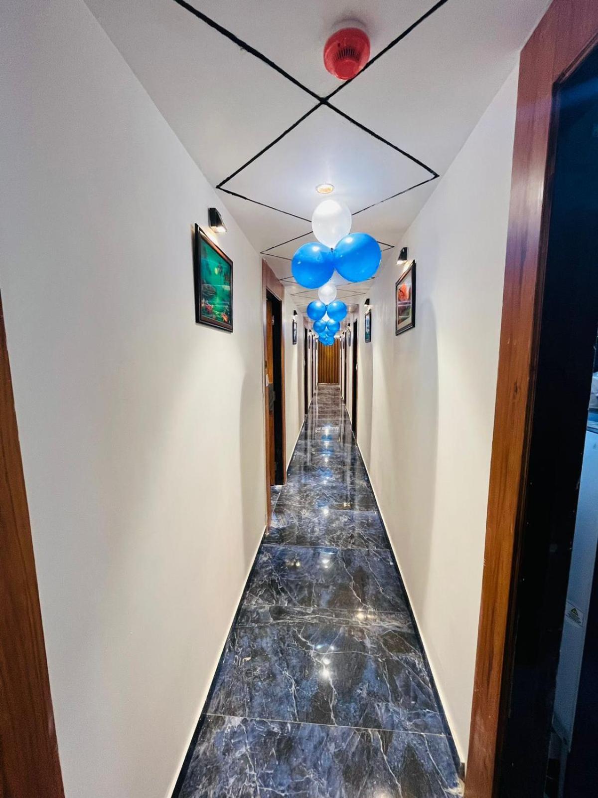 Hotel Paramount Villa Γκαντχιναγκάρ Εξωτερικό φωτογραφία